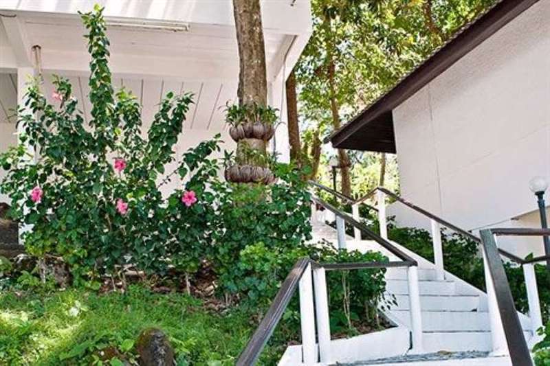 Karon Cliff Contemporary Boutique Bungalows Hotel Екстериор снимка