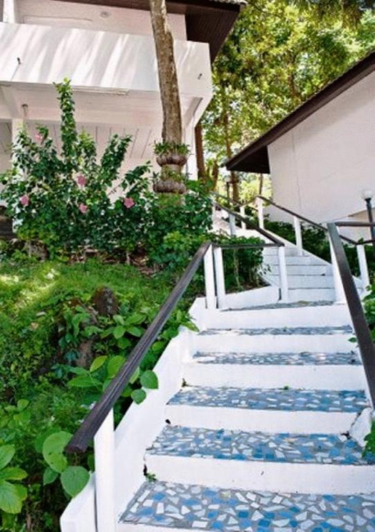 Karon Cliff Contemporary Boutique Bungalows Hotel Екстериор снимка