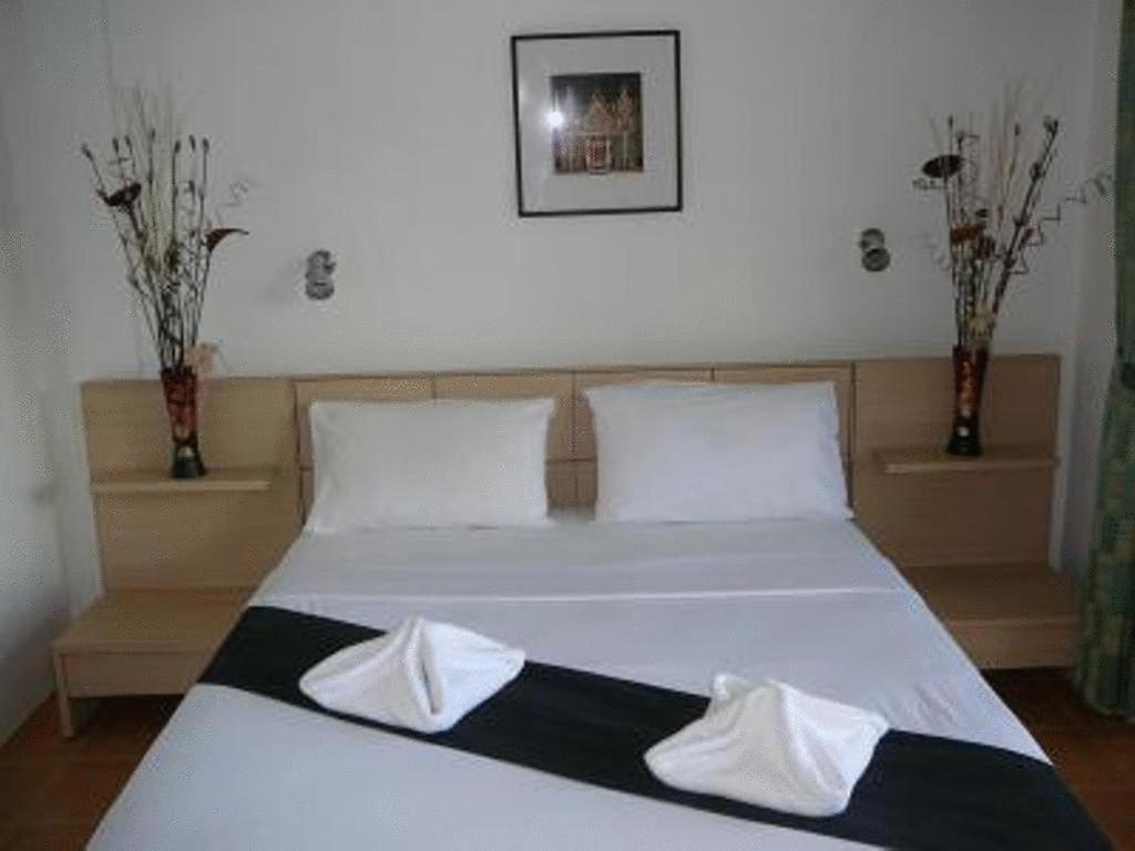 Karon Cliff Contemporary Boutique Bungalows Hotel Стая снимка